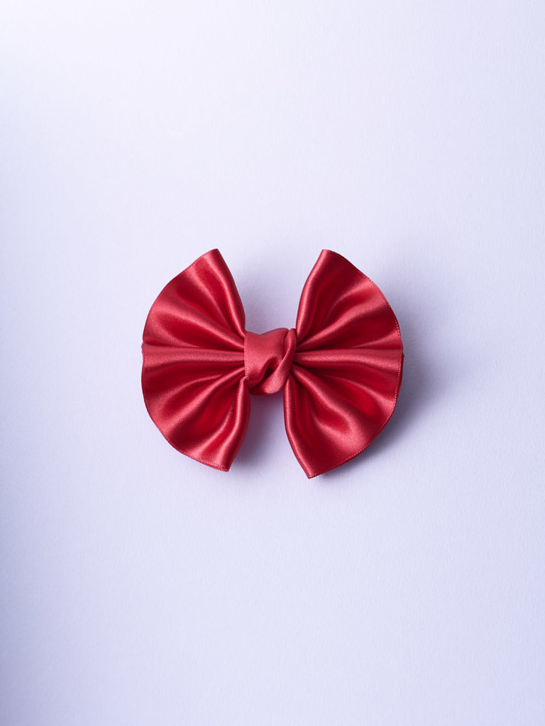 Red Satin Winged Bow n°324 (L) - Impression Originale